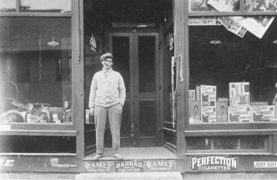 Historic Photos (Late 1800 to early to mid 1900) (50)